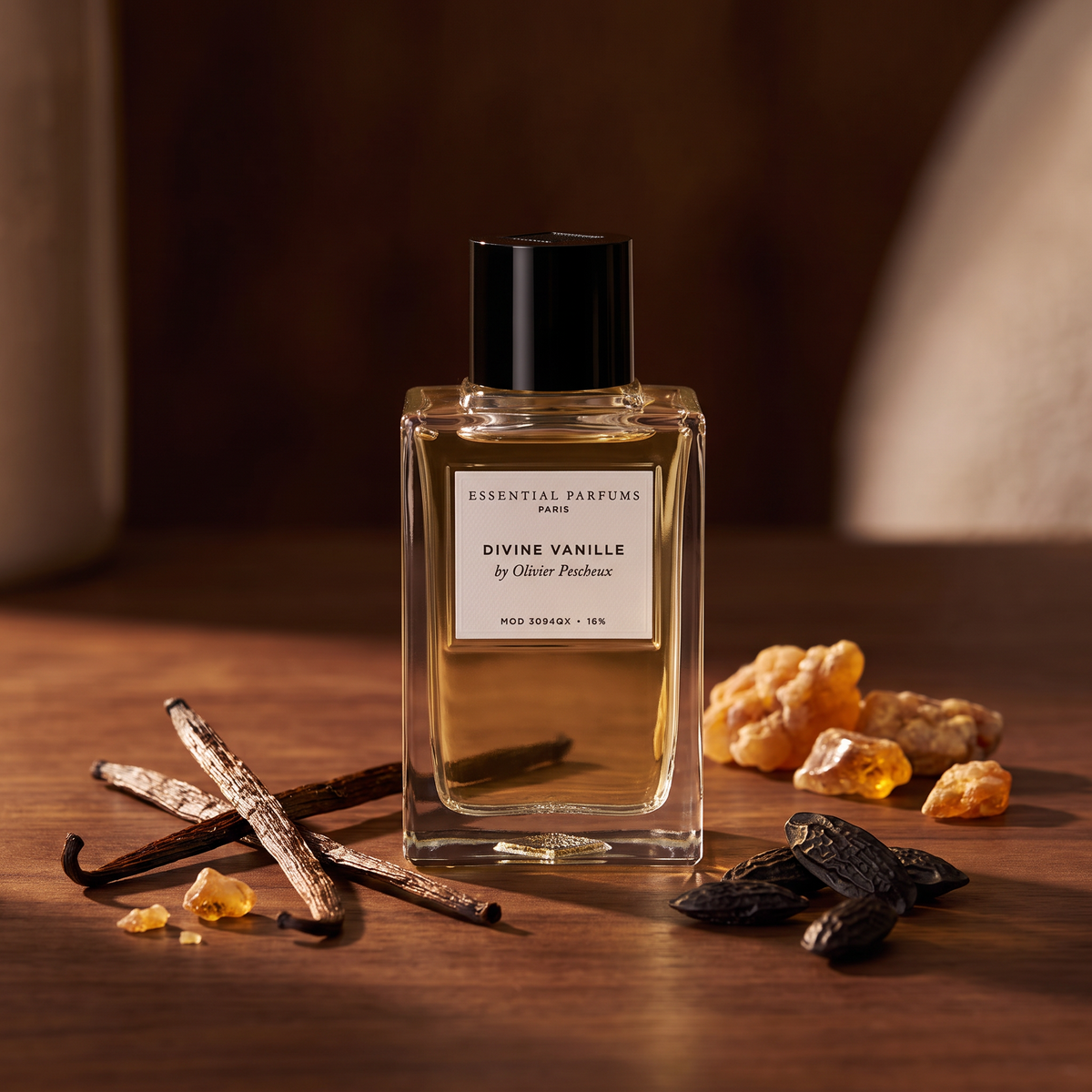 Essential Parfums Divine Vanille – tuoksunäyte, tuoksunuotit koostettuna – tekoälyllä luotu havainnekuva