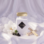 Initio Musk Therapy – tuoksunäyte, tuoksunuotit koostettuna